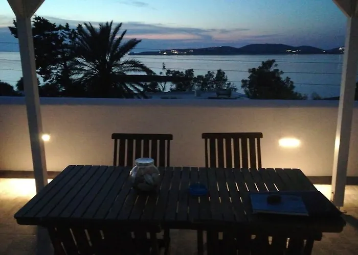 Melas B2 بيت شباب *